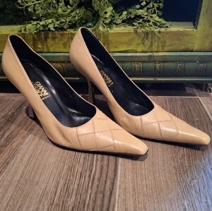 Gianni Versace Tan Pumps